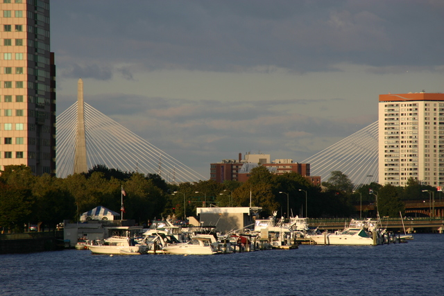 ../pictures/Charles_river11.jpg
