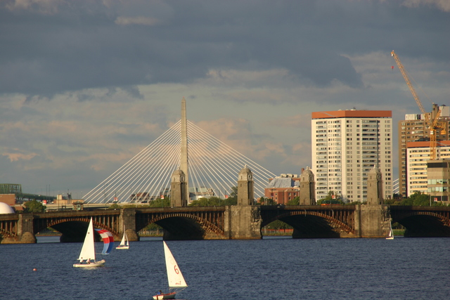 ../pictures/Charles_river2.jpg