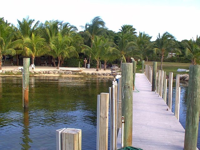 ../pictures/our_private_beach.jpg