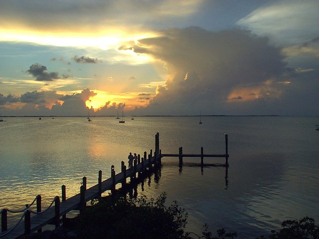../pictures/sunset.jpg