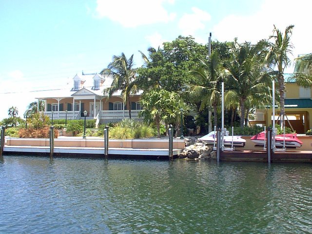 ../pictures/the_canal10.jpg