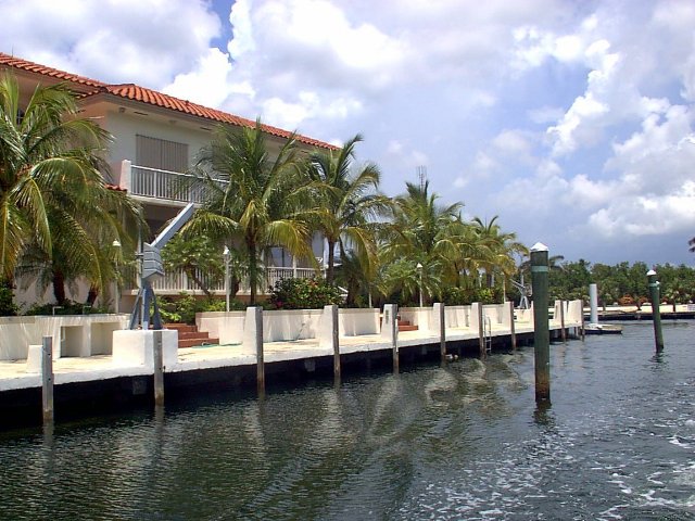 ../pictures/the_canal3.jpg