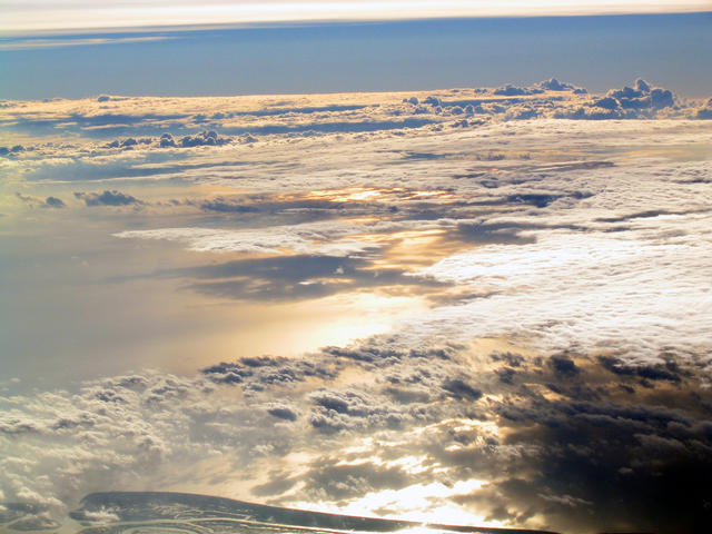 ../pictures/airplane_shots8.jpg