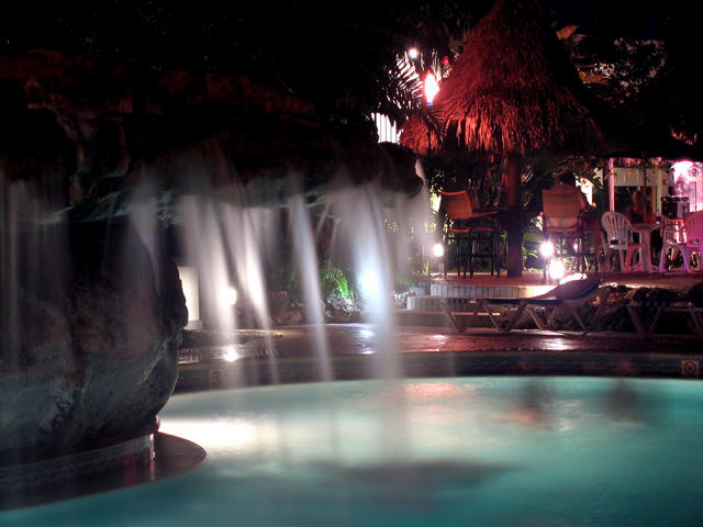 ../pictures/land_night_shots5.jpg