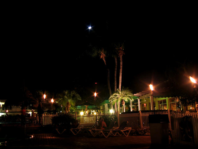 ../pictures/land_night_shots8.jpg