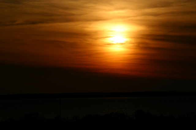 ../pictures/sunset2.jpg
